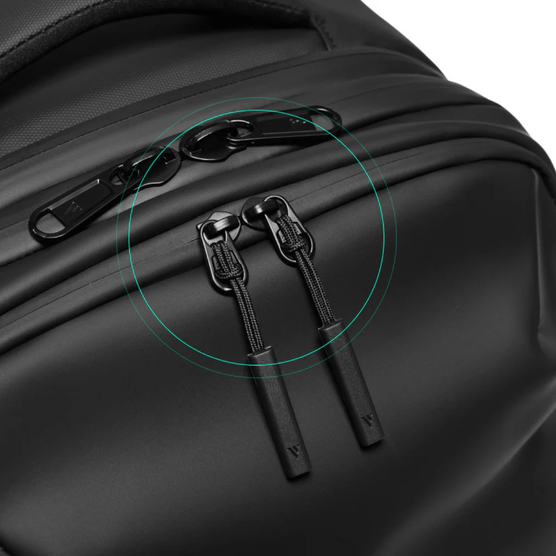 AKON One | Vacuum Travel Bag